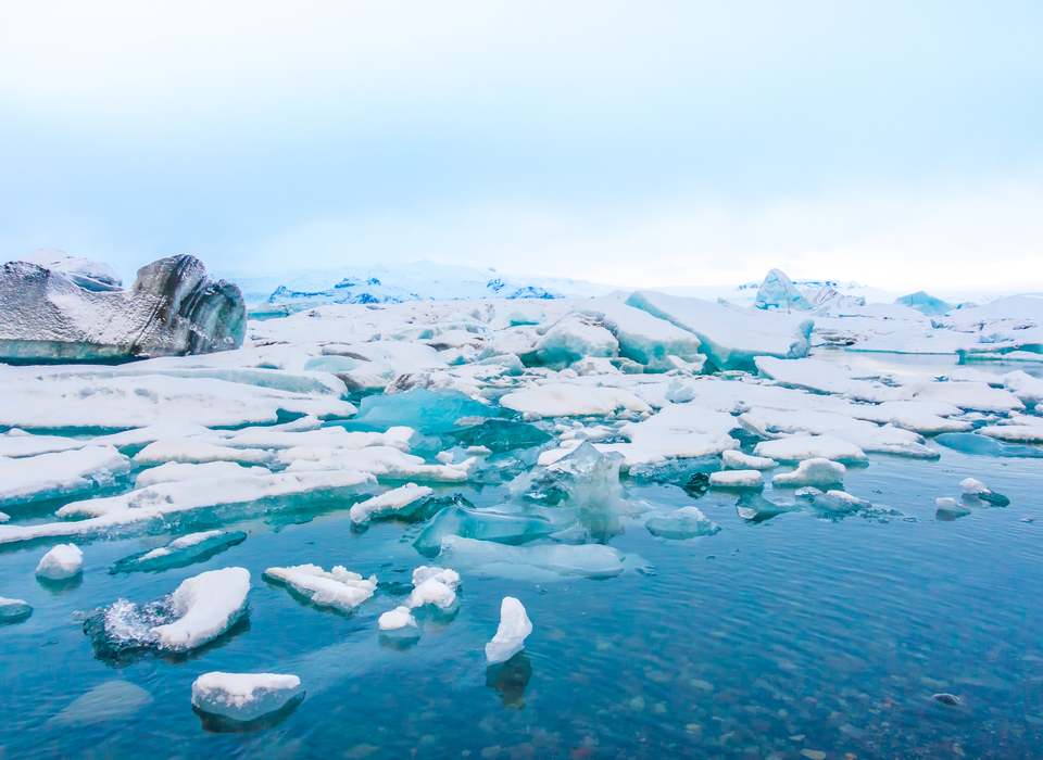 Учёные предрекли угрозу исчезновения льда в Арктике